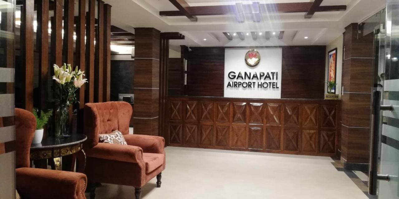 Ganapati Airport Hotel Kathmandu Bagian luar foto